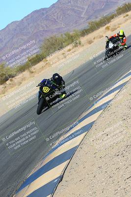 media/Jan-08-2022-SoCal Trackdays (Sat) [[1ec2777125]]/Turn 6 Inside (1pm)/